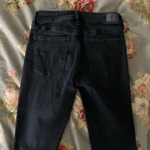 Black Distressed High Waisted Jegging